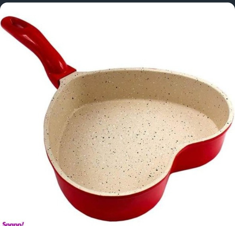 تابه قلبی چدن برند عروس