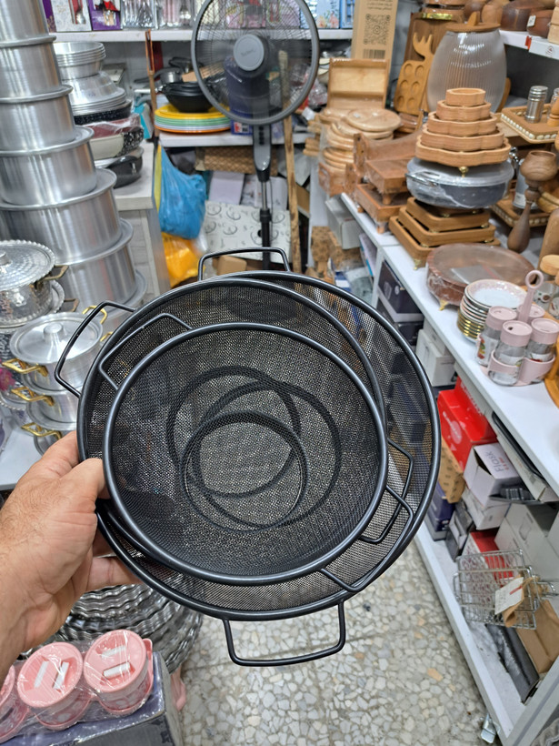 آبکش استیل مشکی ۳ سایز( سایز ۲۰ و ۲۲ و ۲۴)