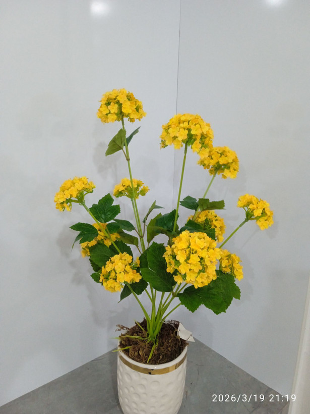 گل مصنوعی